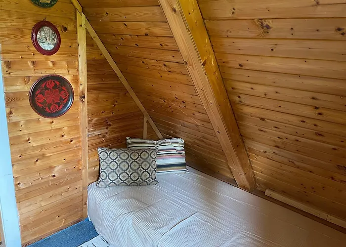 Ferienhuette * أدمونت