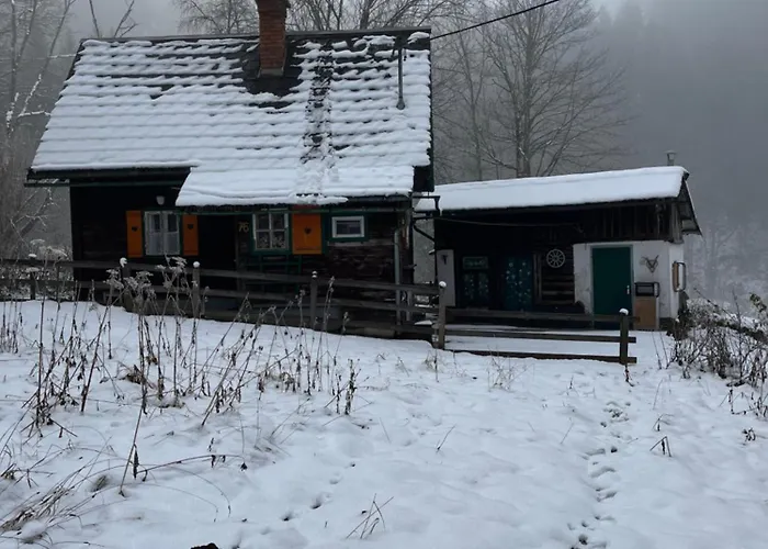 Ferienhuette بيت للعطل *